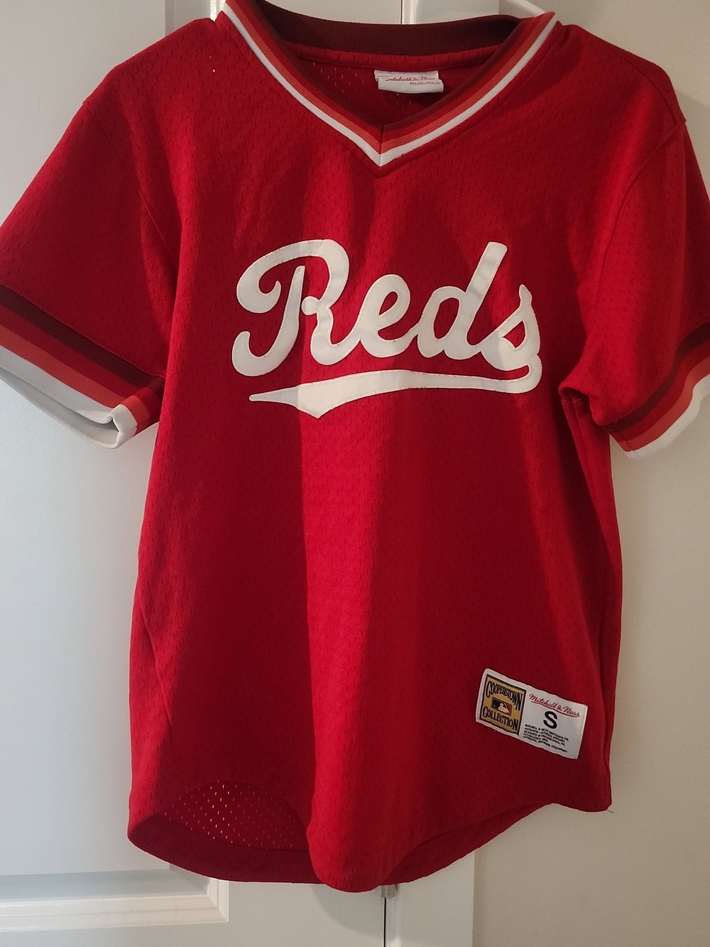 Mitchell & Ness Cinn. Reds Baseball Jersey Patch Detail